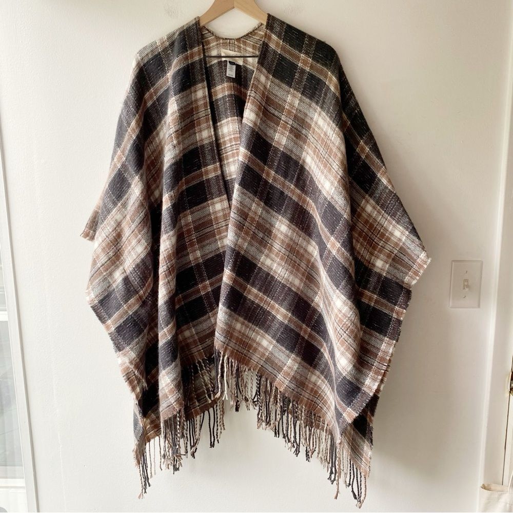 universal thread muted plaid fringe open poncho one size